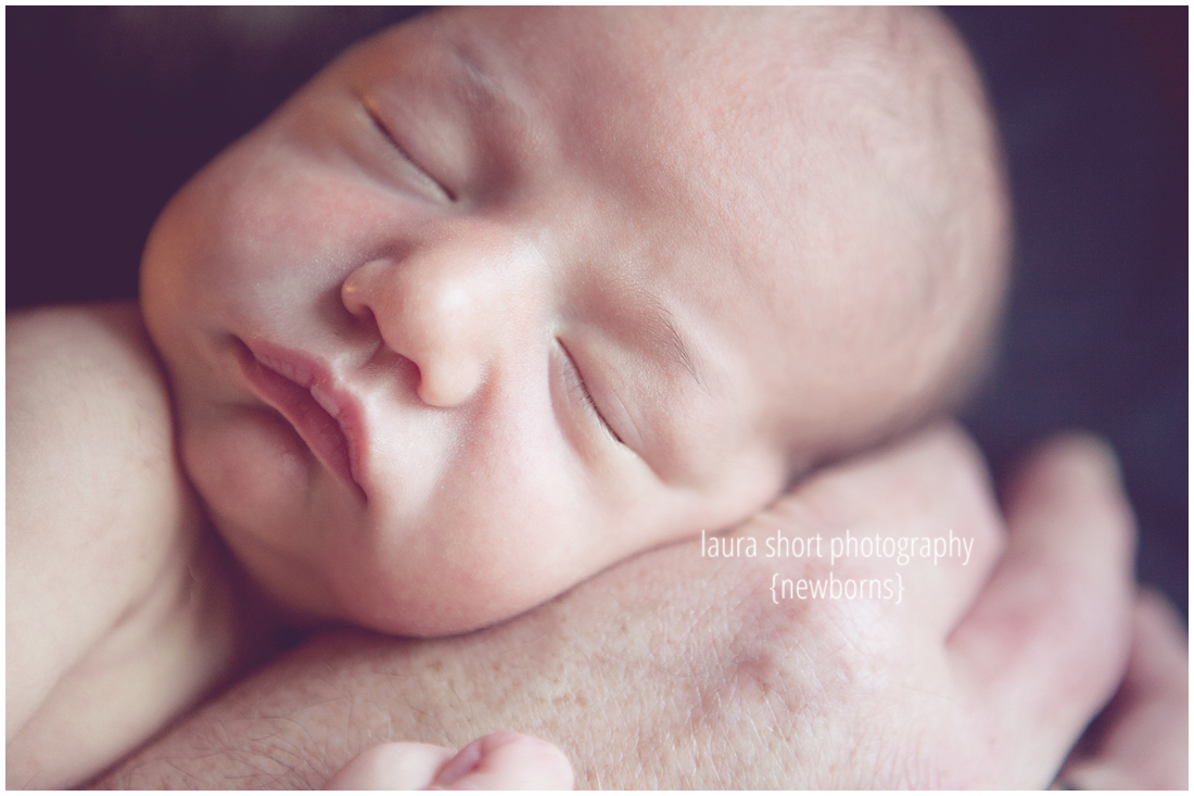 baltimore-newborn-photographer-baby-dads-hands